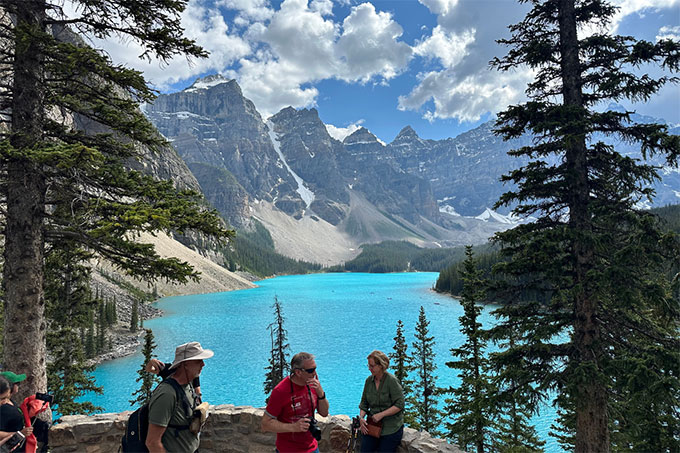 Your Commonly Asked Questions About Moraine Lake Answered