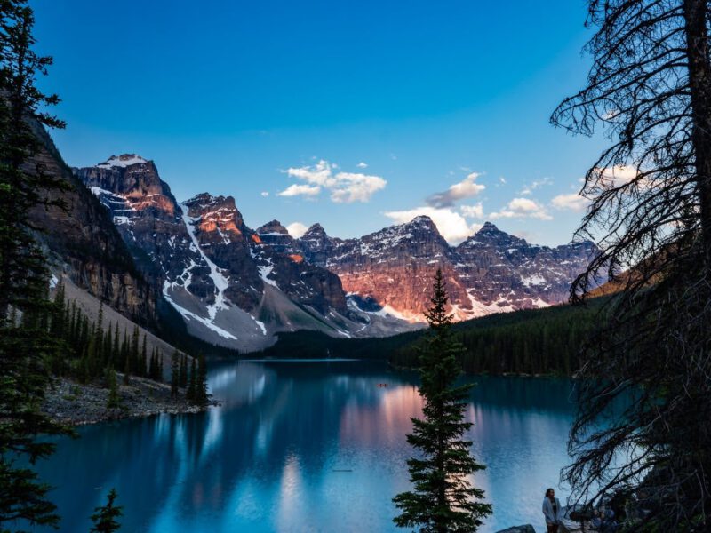 A Traveller’s Handbook: How to Visit Moraine Lake